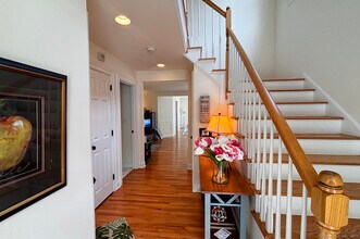 391 S Pine Creek Rd in Fairfield, CT - Building Photo - Building Photo