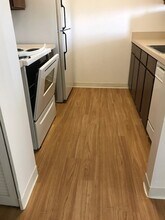 98-500 Koauka Loop, Unit 21E in Aiea, HI - Building Photo - Building Photo