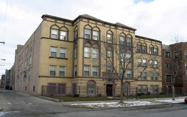 1934 E 74th St in Chicago, IL - Building Photo