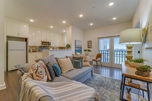 972 Summit Ave in Jersey City, NJ - Building Photo