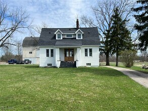 593 Judson Rd in Kent, OH - Building Photo - Building Photo