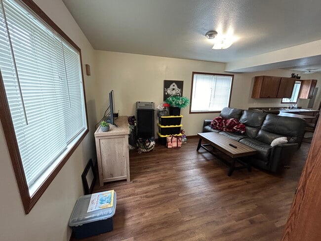 1820 Olive St in Cedar Falls, IA - Building Photo - Building Photo