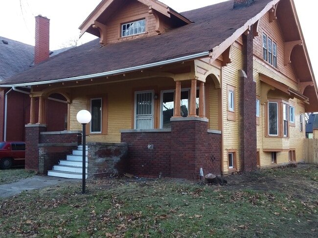 property at 182 Monterey St