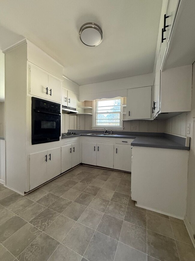 1401 Lord Anson Dr in Wadesboro, NC - Building Photo - Building Photo