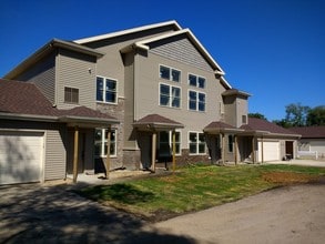 6617 Scattergood Ln, Unit 6617 in Windsor, WI - Foto de edificio - Building Photo