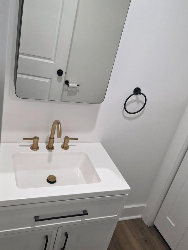 1142 E College St in Clarksville, TN - Building Photo - Building Photo