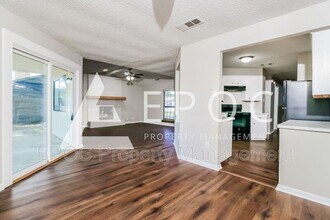 2408 Lago Trail in Killeen, TX - Building Photo - Building Photo