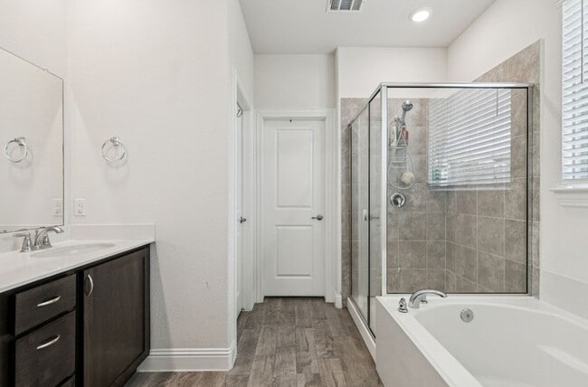 2913 Cerro Ranch Rd, Unit 1 in Aubrey, TX - Building Photo - Building Photo