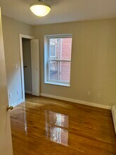 154 Summer St, Unit 8R in Somerville, MA - Building Photo - Building Photo