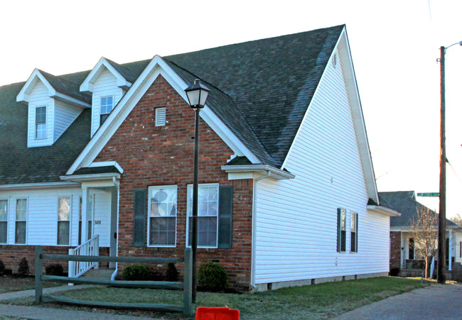 3400-3408 W Jefferson St in Louisville, KY - Building Photo - Building Photo