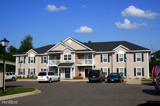 Cobblestone Village Apartments in Watervliet, MI - Building Photo - Building Photo