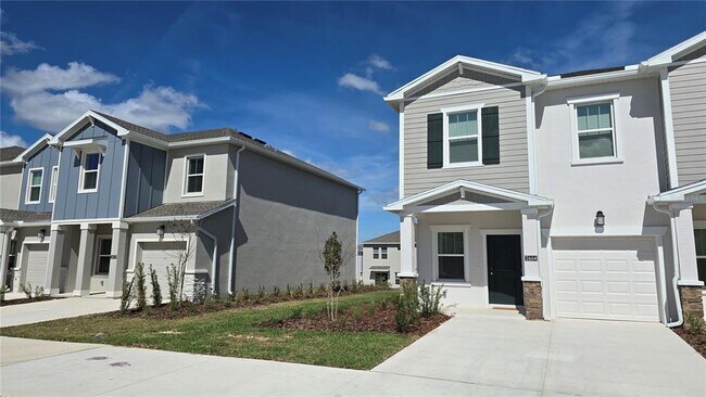 2664 Armstrong Ave in Clermont, FL - Building Photo - Building Photo