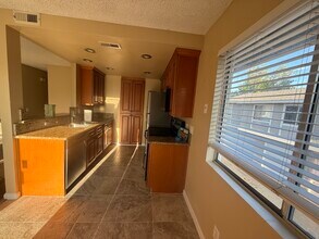 836 Pillar Point Way, Unit 836 in Oceanside, CA - Building Photo - Building Photo