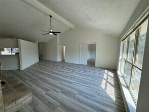 20030 Lions Gate Dr in Humble, TX - Building Photo - Building Photo