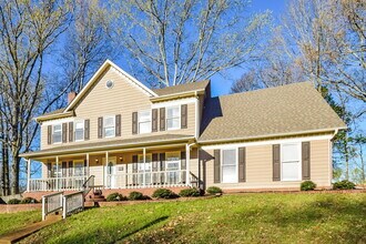 2703 Misty Woods Cove N in Memphis, TN - Building Photo - Building Photo