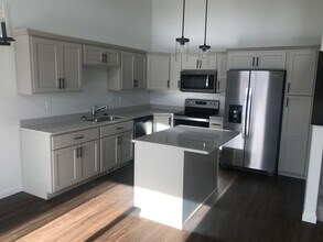 301 Toronto Dr in Hillsboro, ND - Building Photo - Building Photo