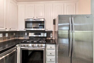 9525 N Capital of Texas Hwy in Austin, TX - Foto de edificio - Building Photo