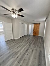 5904 N Eustace Ave in Tampa, FL - Building Photo - Building Photo