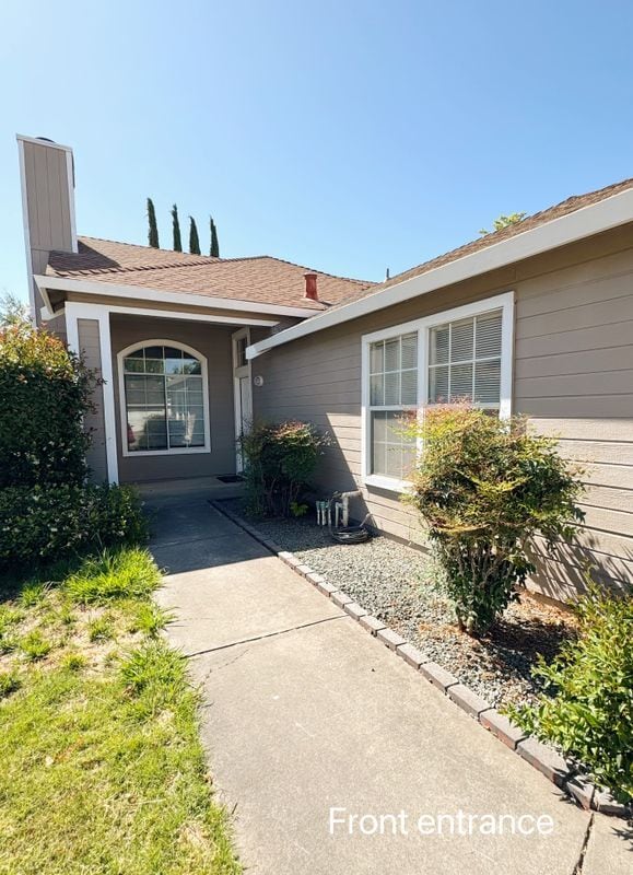 9255 Guillermina Ct in Elk Grove, CA - Building Photo - Building Photo
