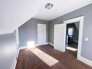 1811 Jackson St NE, Unit 2 in Minneapolis, MN - Building Photo - Building Photo