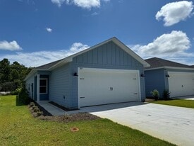 207 Mosaic Dr in Port St. Joe, FL - Building Photo