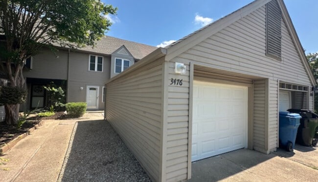 3476 Smokey Chamber Dr in Virginia Beach, VA - Building Photo - Building Photo
