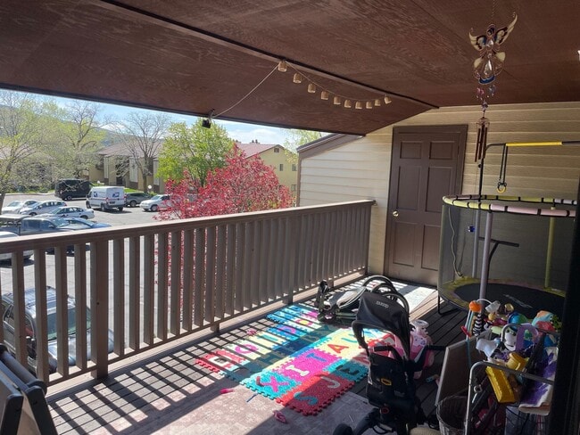 property at 1202 Avenida Del Sol