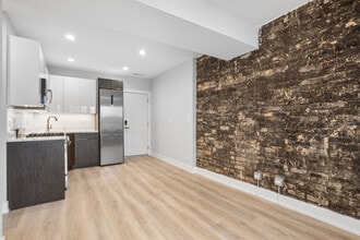 1552.5 W Juneway Terrace in Chicago, IL - Building Photo - Building Photo