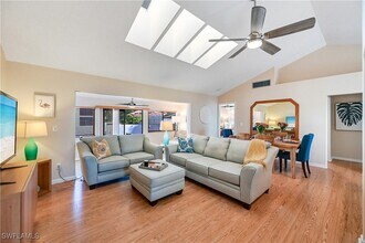 878 Meadowland Dr in Naples, FL - Building Photo - Building Photo