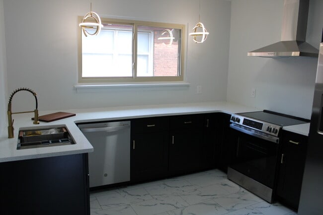 2506 W Euclid St, Unit 2506 in Detroit, MI - Building Photo - Building Photo