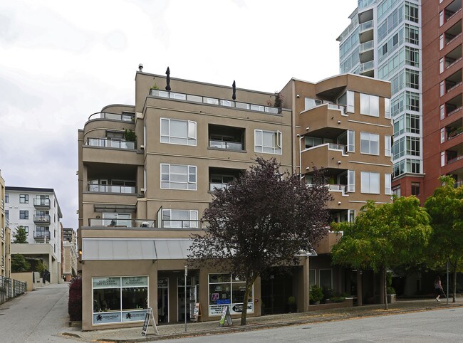 Carmel Place in North Vancouver, BC - Building Photo - Building Photo