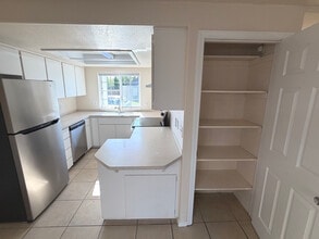 4334 Ward Pl NE in Salem, OR - Foto de edificio - Building Photo