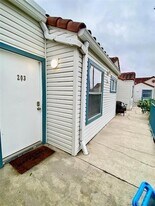 2500 Woodgate Blvd, Unit 203 in Orlando, FL - Building Photo