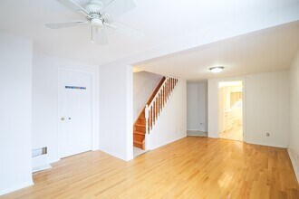 1230 Notting Hill Ave in Ottawa, ON - Building Photo - Building Photo