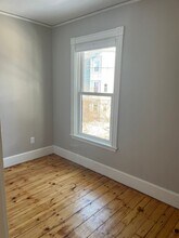 130 Neal St in Portland, ME - Building Photo - Building Photo