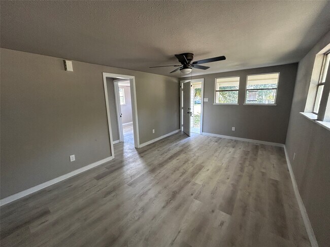 5734 Grant Ave in Port Arthur, TX - Building Photo - Building Photo