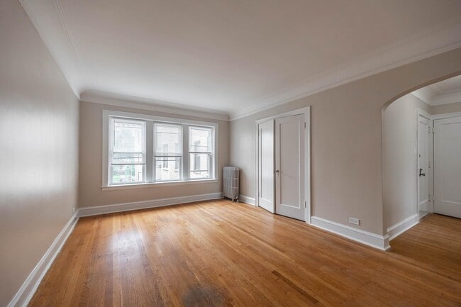 property at 1920 W Morse Ave