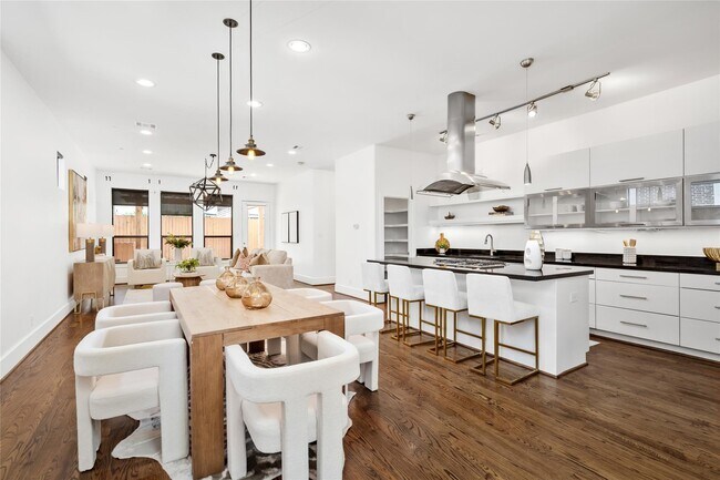 5523 Darling St in Houston, TX - Building Photo - Building Photo