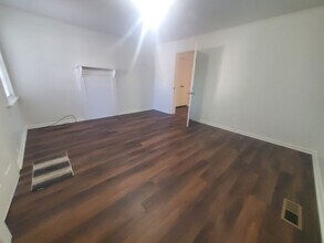 810 Lee St in Durham, NC - Building Photo - Building Photo