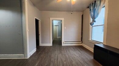 75A Clifton Pl in Jersey City, NJ - Building Photo - Building Photo