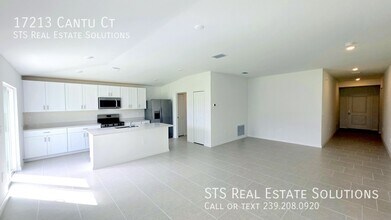 17213 Connecticut Ave in North Fort Myers, FL - Building Photo - Building Photo