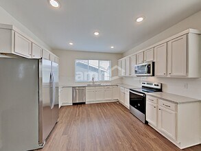 4771 Crestone Peak St in Brighton, CO - Foto de edificio - Building Photo