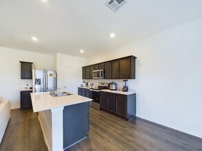 3204 Stanley St in Forney, TX - Building Photo - Building Photo