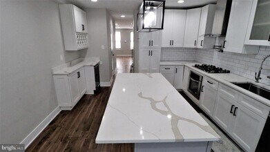 2069 E Fletcher St in Philadelphia, PA - Building Photo - Building Photo