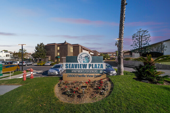 Seaview Plaza in Newport Beach, CA - Building Photo - Building Photo