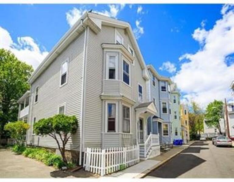 53 Prince St, Unit #1 in Brookline, MA - Building Photo