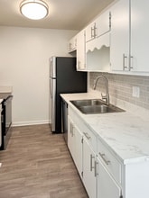 Park Avenue Villas in Tallahassee, FL - Building Photo - Building Photo