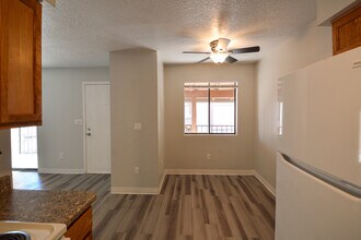 1327 Ortiz Dr SE in Albuquerque, NM - Building Photo - Building Photo