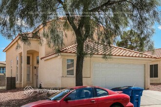 7413 Sunspot Dr in Las Vegas, NV - Building Photo - Building Photo