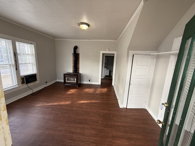 301 N 7th St in Murray, KY - Building Photo - Building Photo